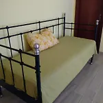 Icaro يتوجاني